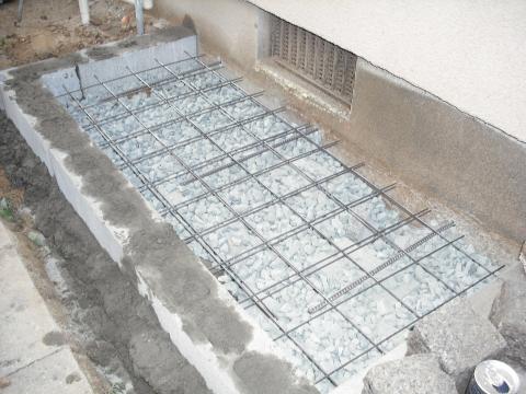 福岡市西区　Ｎ様邸　「エコキュートの基礎工事」