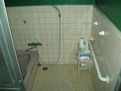 介護保険手すり取付工事