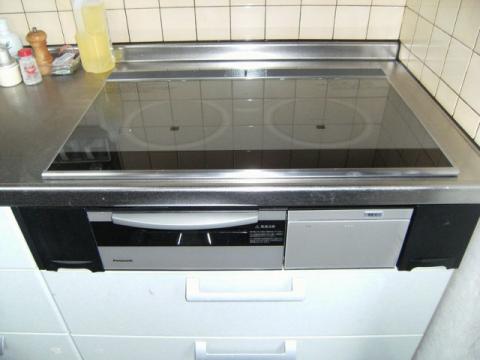 東京都日野市O様邸　IHクッキングヒーター