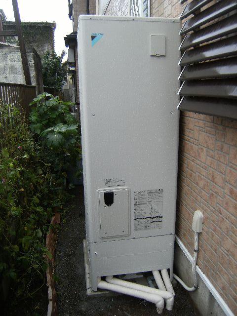 東京都町田市Y様邸　エコキュート