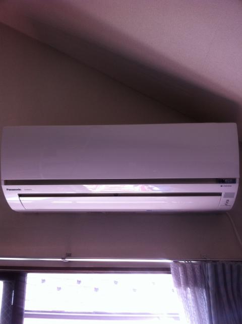 東京都　杉並区　エアコン工事