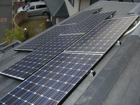 奈良県奈良市Ｋさま　太陽光発電システム（サンヨーＨＩＴ2.76ｋｗ）工事