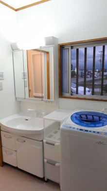 タカラオンディーヌ　洗面台工事