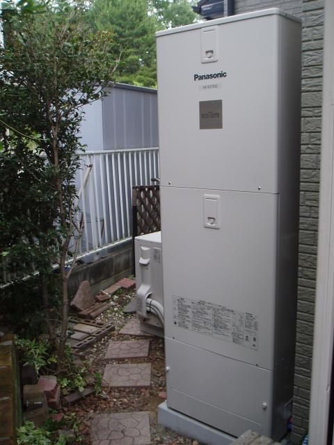 生駒市I様邸エコキュート設置工事