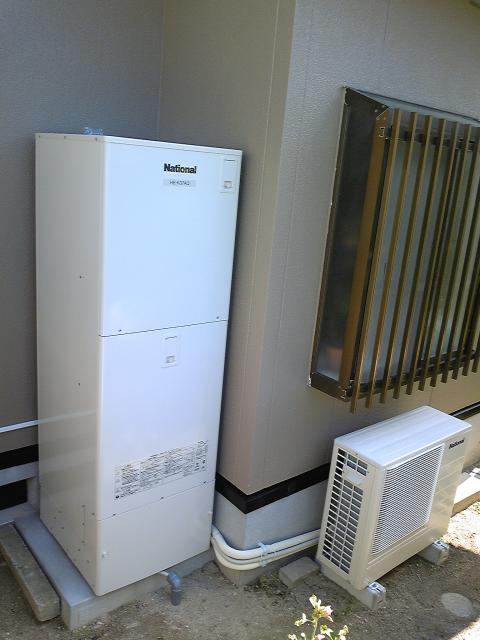 福岡市早良区　K様邸　エコキュート工事