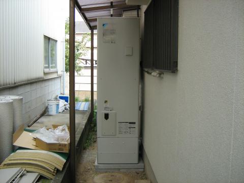 加古川市エコキュート工事