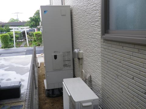 埼玉県草加市S様邸《エコキュート設置》