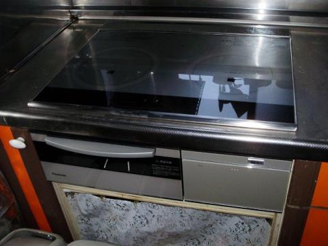 東京都青梅市M様邸　IHクッキングヒーター