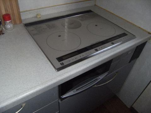 千葉県印旛郡M様邸　IHクッキングヒーター