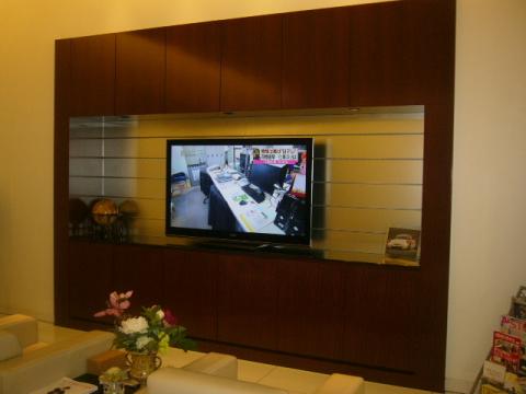 レクサスショールームにSONY　BRAVIA　60V型納品設置！