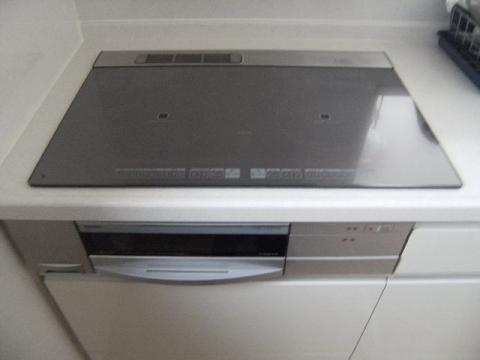 東京都あきる野市S様邸　IHクッキングヒーター