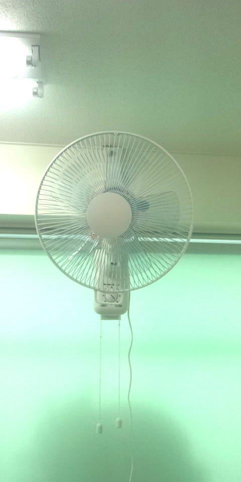 東京都　調布市に扇風機の壁掛け工事