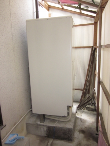 福岡県北九州市T様邸　エコキュート