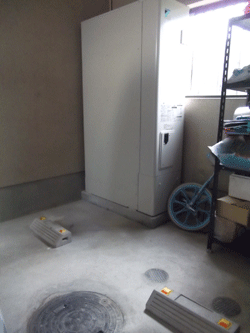 堺市美原区　ダイキン　エコキュート