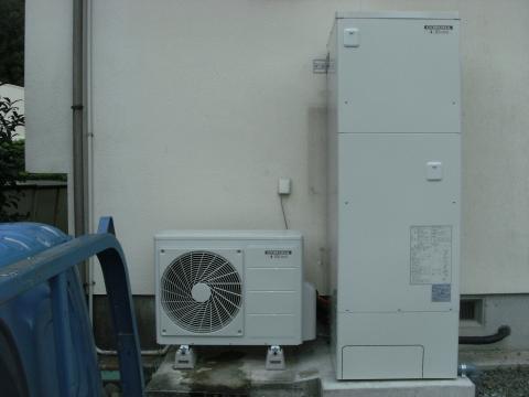 静岡県富士宮市　Ｍ様邸　エコキュート設置工事