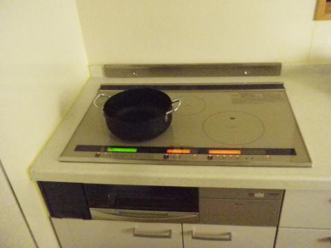 埼玉県久喜市Ｍ様邸《ＩＨクッキングヒーター設置工事》