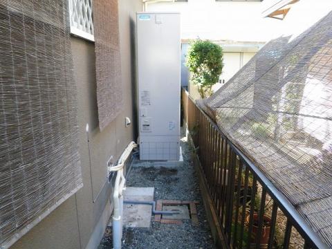 福岡県糟屋郡F様邸　エコキュート