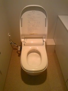 大阪府大阪市Ｎ様　トイレウォシュレット工事