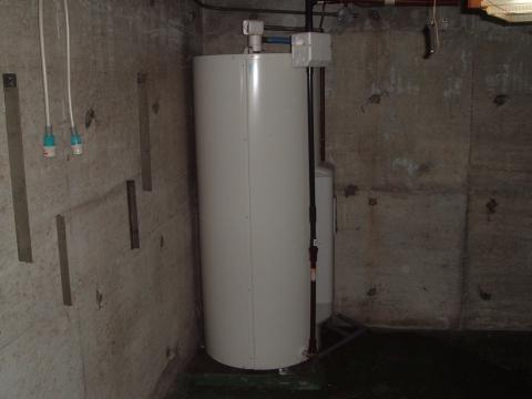 大阪府大阪市Ｋ様　電気温水器工事