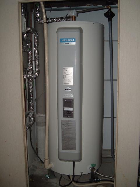 兵庫県神戸市Ｍ様　電気温水器工事