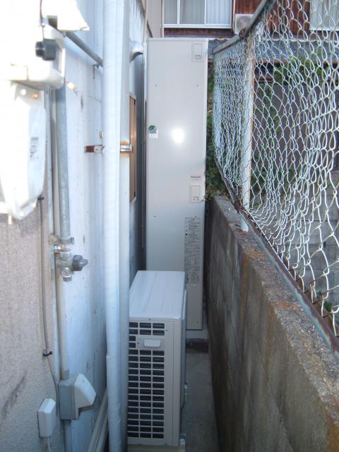 大阪府豊中市Ｓ様　エコキュート工事