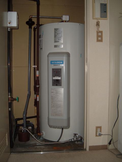 大阪府大阪市Ｎ様　電気温水器工事