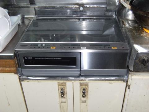東京都日野市K様邸　IHクッキングヒーター