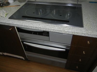 栃木県小山市M様邸オール電化工事　IHクッキングヒーター＆電気オーブンレンジ