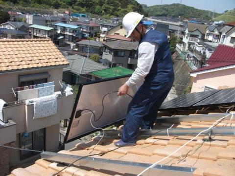 神奈川県横須賀市O様邸　太陽光発電システム（設置中）