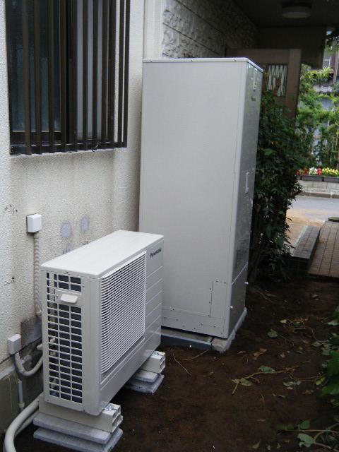 埼玉県　ふじみ野市　ｓ様邸　エコキュート
