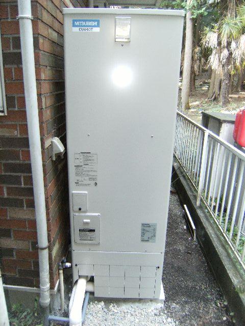 神奈川県綾瀬市O様邸　エコキュート