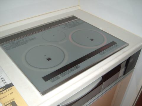 大阪府東大阪市Ｍ様　ＩＨクッキングヒーター工事