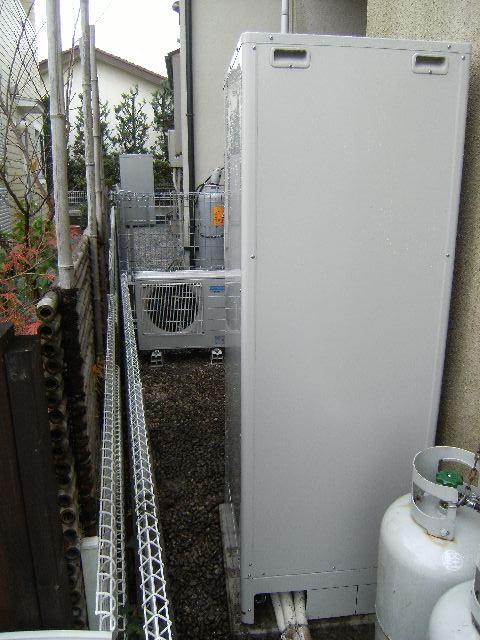 東京都町田市A様邸　エコキュート