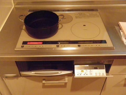 埼玉県川口市Ｈ様邸《ＩＨクッキングヒーター設置工事》