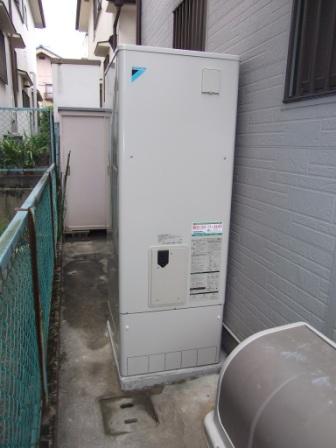 羽曳野市　エコキュート設置工事