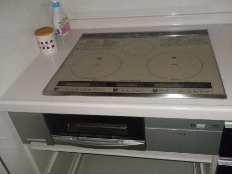 埼玉県三郷市Ｉ様邸《ＩＨクッキングヒーター設置工事》