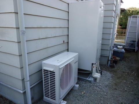 神奈川県足柄上郡O様邸　エコキュート