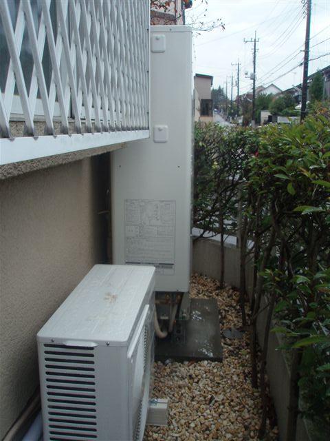 コロナ薄型エコキュート　（東京都八王子市）
