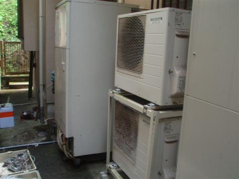 ヒートポンプ式床暖房熱源機への入替 その5（神奈川県逗子市）