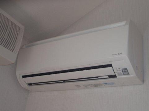 隠蔽配管エアコンの入替 その3（東京都町田市）