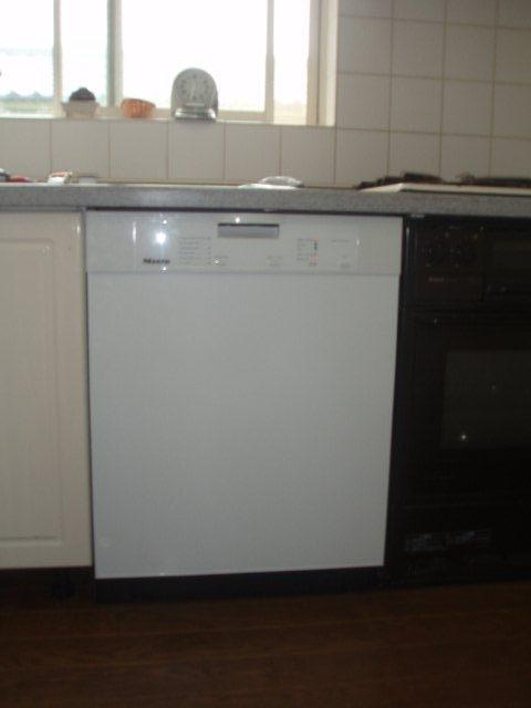 Miele（ミーレ）の格好いい食洗機 その3（神奈川県横浜市）