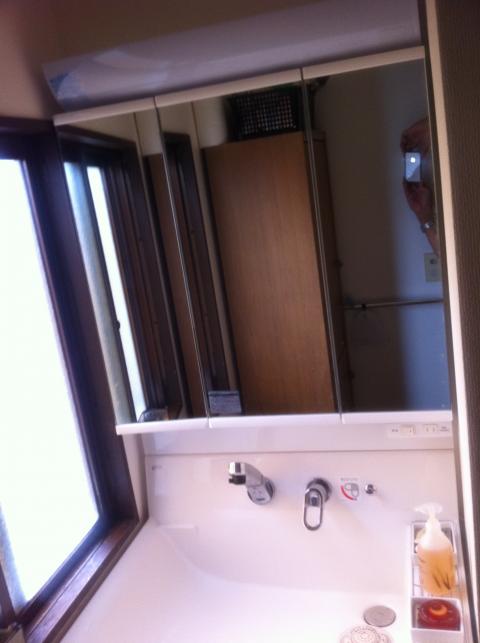 東京都渋谷区幡ヶ谷　洗面台交換工事