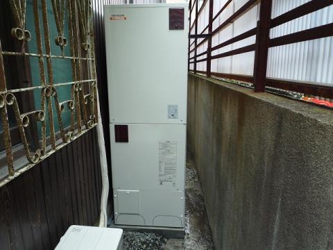 佐賀県三養基郡T様邸　エコキュート