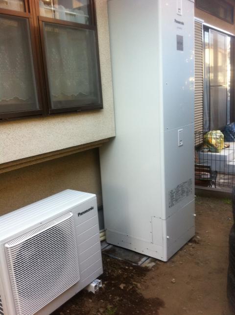 東京都西東京市　エコキュート工事