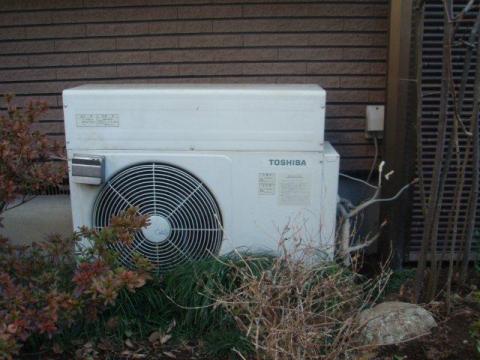 隠蔽配管仕様 ガス式2室マルチエアコンの入替　その1（東京都中野区）