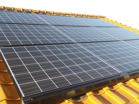 埼玉県草加市Ｍ様邸《太陽光設置工事》