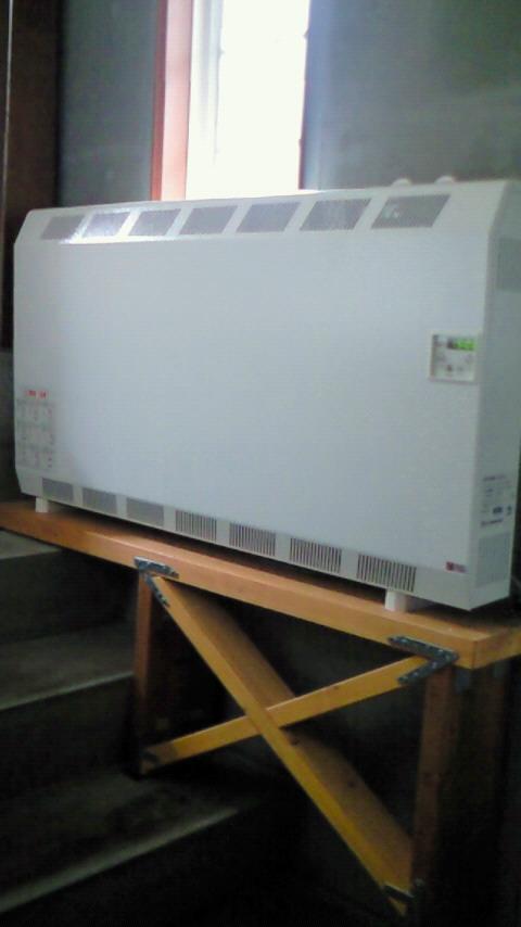 蓄熱暖房機器北日本電線製　NHK?-3000