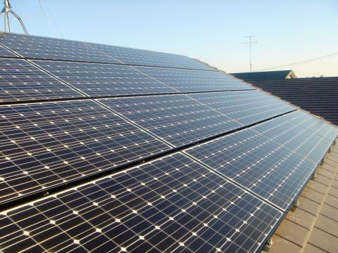 牧ノ原市　Ｈ様邸　ＣＩＣ太陽光設置致しました。