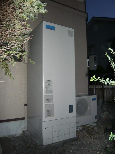 兵庫県三木市Ｔ様邸三菱大型エコキュート５５０Ｌ