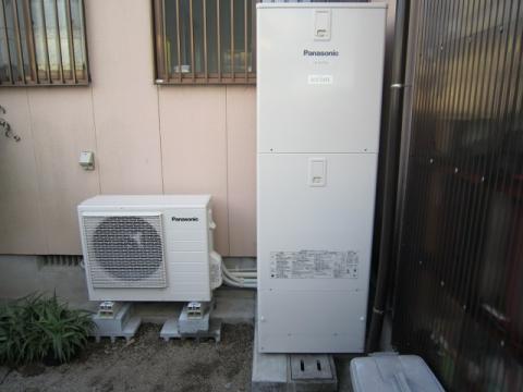 福岡県中間市U様邸　エコキュート